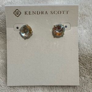 Kendra Scott NWT Stud Earrings